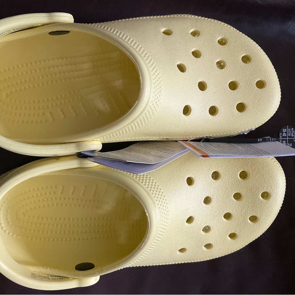 Crocs